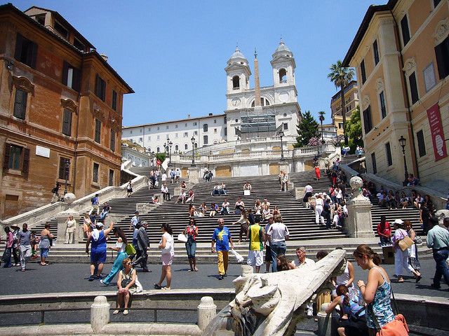Fountains and Squares of Rome 2-Hour Walking Tour - Piazza Barberini Meeting Point: Why Starting Here Helps