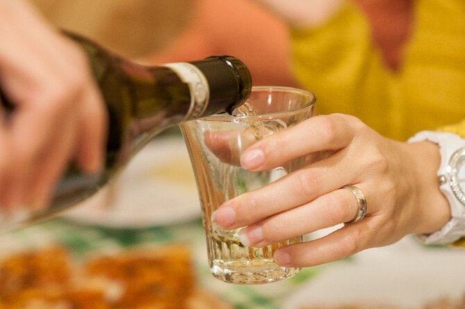 Frascati Day Tour: Road from Rome with Wine Tasting & Lunch - Lunch in Frascati, what you’re likely eating and why it works