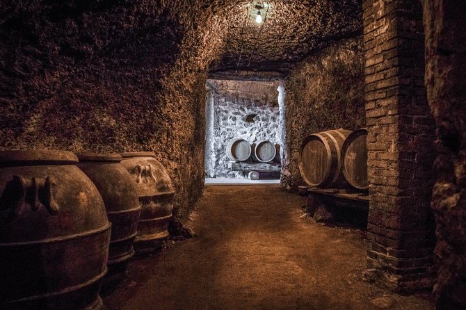 Frascati Wine Tasting Tour: The Flavors of the Roman Countryside - Lunch in the heart of Frascati: cheeses, salumi, homemade pasta, and wine pairing