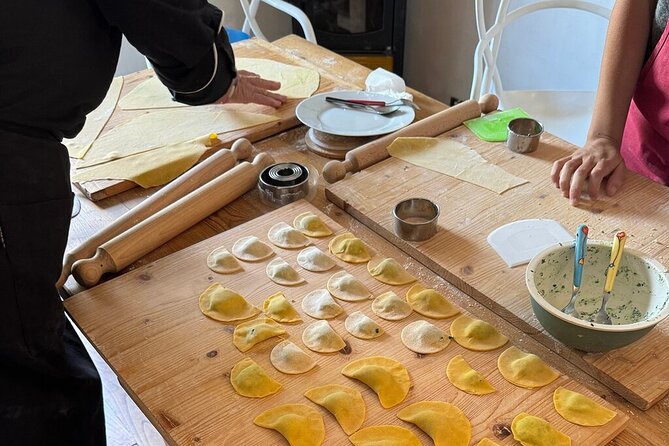 From Rome: Pasta Fresca Cooking Class in a Farmhouse with a Local - Price and logistics: good value if you like hands-on days