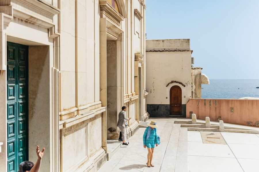 From Rome: Pompeii, Amalfi Coast and Positano Day Trip - Guide and driver quality, and why it matters on this route