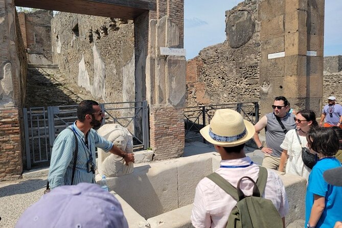 From Rome: Pompeii & Amalfi Coast w/ Positano or Sorrento - Pompeii with an archaeologist guide: what you really get