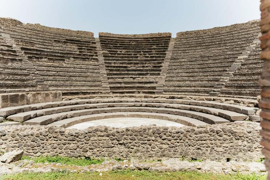 From Rome: Pompeii Day Trip with Optional Vesuvius and Lunch - The “Vesuvius choice”: crater hike or geologist-led walk