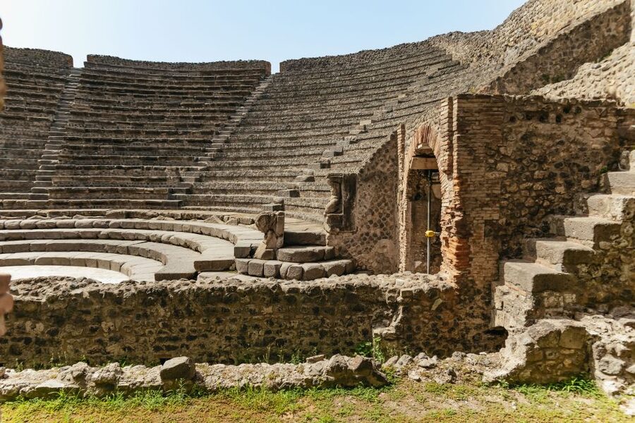 From Rome: Pompeii Day Trip with Optional Vesuvius and Lunch - Lunch with Bay of Naples views: a solid break, not just a meal