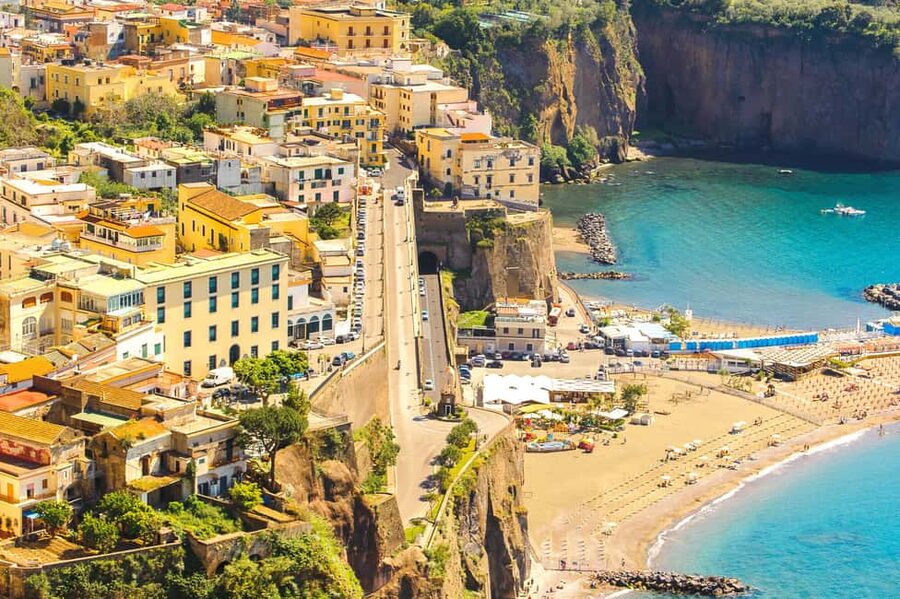From Rome: Positano, Amalfi Coast and Sorrento Day Trip - Cassino break and mid-day logistics: what to expect between stops