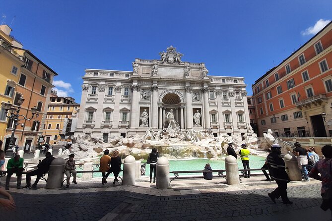 Games & Treasures Hunts Tour in Rome - Your route, from Piazza di Trevi to Piazza Navona