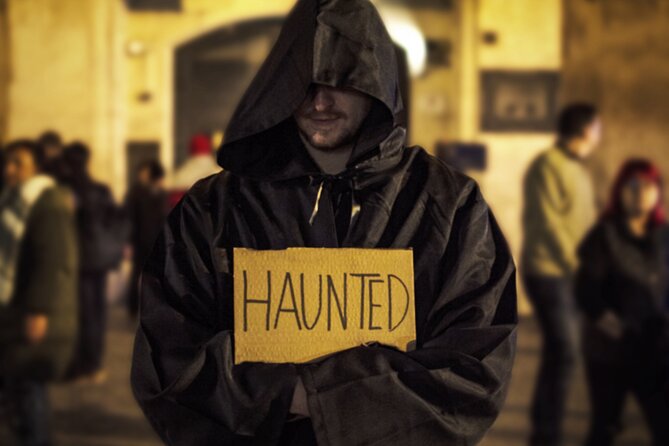 Ghosts and Crimes of Rome Night Walk - Centro Storico After Dark: Papal fortress dungeons and framed executions