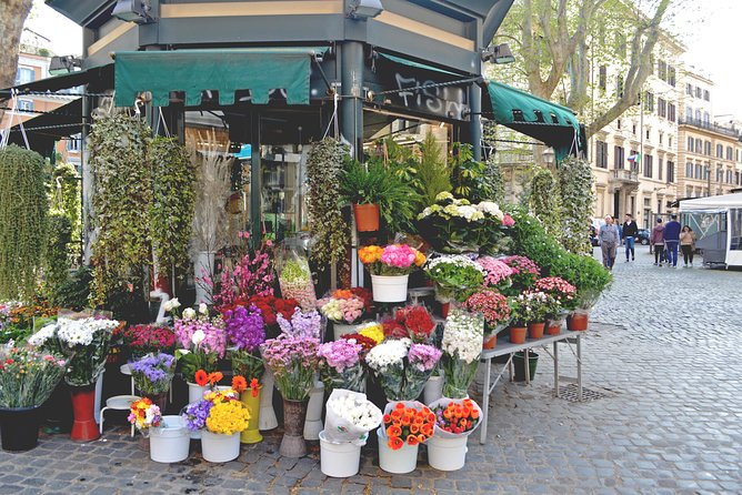 Gluten-Free Food & Wine Tour of Rome with Local Guide and Sightseeing - Largo Argentina and gelato to end on a safe note