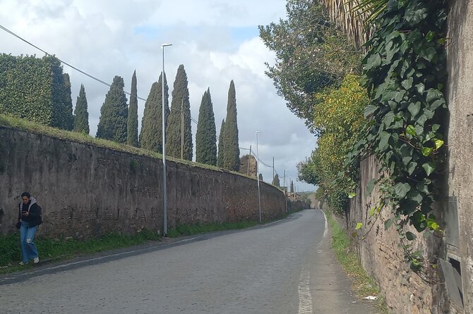 Golf Cart Driving Tour in Rome: 2.5 hrs Catacombs & Appian Way - Electric Cart Comfort, Timing, and the Group Setup That Keeps It Moving