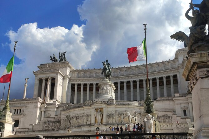 Golf Cart Tour Private Experience of Rome's City Center - Piazza di Spagna and the Barcaccia: the steps area without the struggle