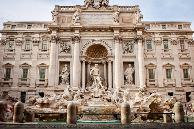 Historical Walking Tour in Rome City Center with Hidden Gems - Santi Apostoli: frescoes, crypts, and family clout