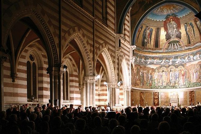 I Virtuosi dell'opera di Roma: La Traviata at St. Paul Within the Walls - The Real Star: Orchestra and Singers in an Intimate Room