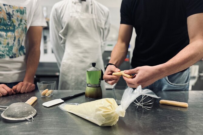 Italian Gelato, Tiramisu and Cannolis Cooking Class in Rome - Who should book, and who should think twice