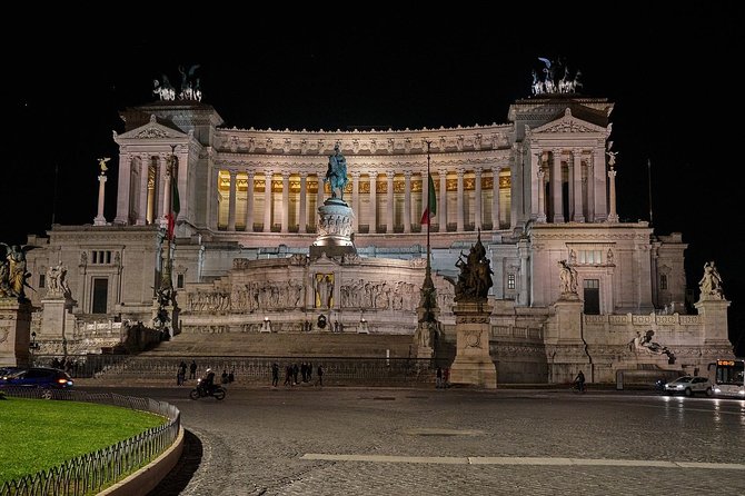 Moonlight Rome: Night Walking Tour of Roman Highlights - Piazza Venezia to the Monumental Skyline: A Quick City Context