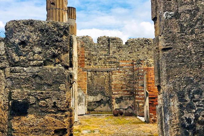 Naples & Pompeii Day Tour from Rome: Pompeii Ticket & City Visit - The Bus Ride: Comfort, Breaks, and How to Use the Time