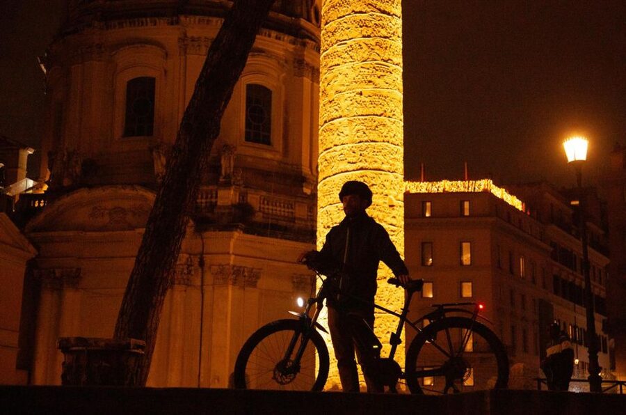 Night Tour of Rome with Top E-bike & optional Italian Dinner - Starting at Via Labicana 49, and getting comfortable fast