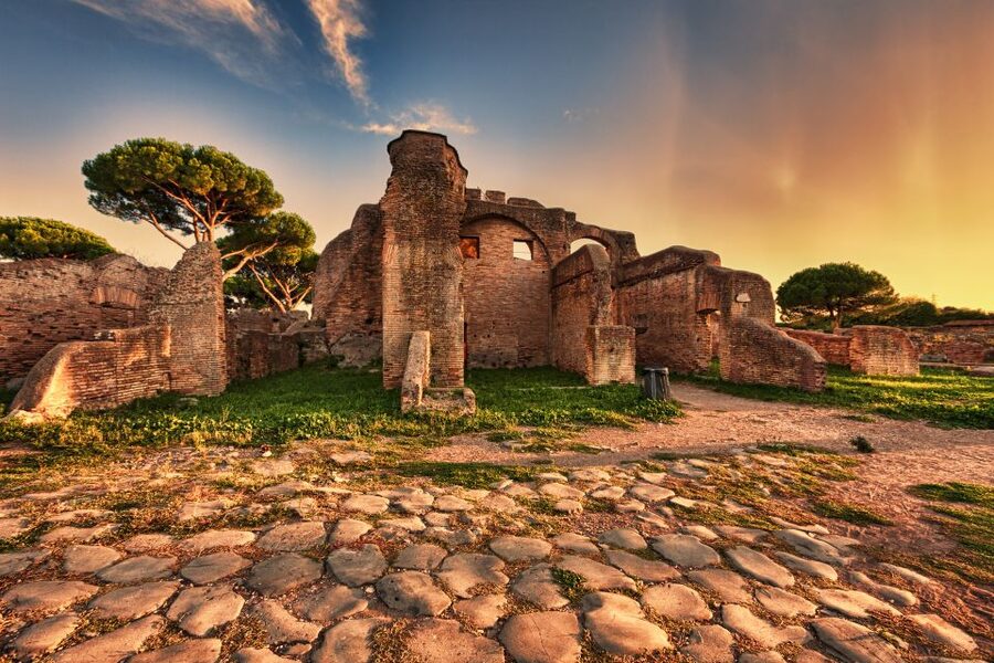 Ostia Antica Small Group Tour - House of Diana: A Private Home That Surprises You
