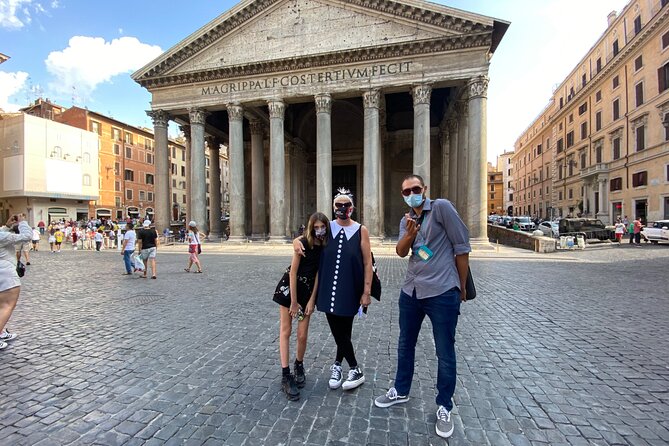 Pantheon Guided Tour: Rome's Ancient Temple with Express Option - Finding Fontana del Pantheon and getting your bearings fast
