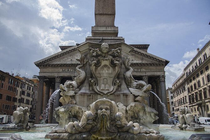 Pantheon Small Group Tour with Skip-The-Line Entry - Dress Code and ID Checks You Should Not Ignore
