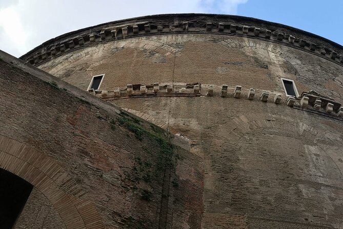 Pantheon: The Iconic Ancient Roman Temple – Semi-Private Tour - Roman Symbols and Architectural Traditions You Can Actually Spot