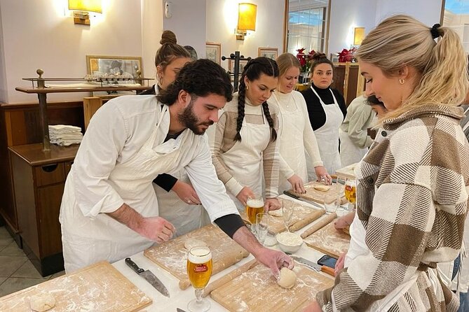 Pasta and Tiramisu Cooking Class in Rome, Piazza Navona - Where It All Lands: Eating on Piazza Navona