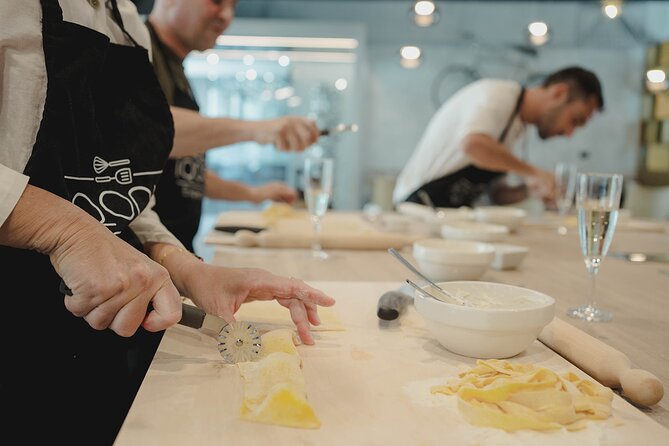 Pasta and Tiramisù Cooking Workshop in the Heart of Rome - Beverages in the class: prosecco, wine, limoncello, and options