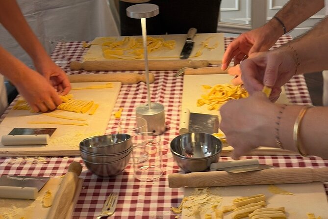 Pasta Cooking Class and Tiramisu in Rome - What to Bring, What to Wear, and What to Expect