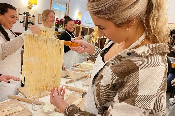 Pasta Cooking Class with Pesto Sauce Making in Rome City Center - Basil Pesto, Beyond the Jarred Sauce Idea