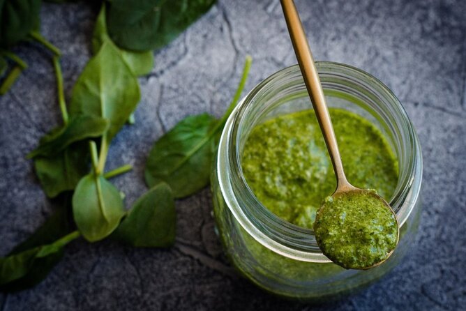 Pasta Cooking Class with Pesto Sauce Making in Rome City Center - Drinks, Limoncello, and the Meal You Actually Eat