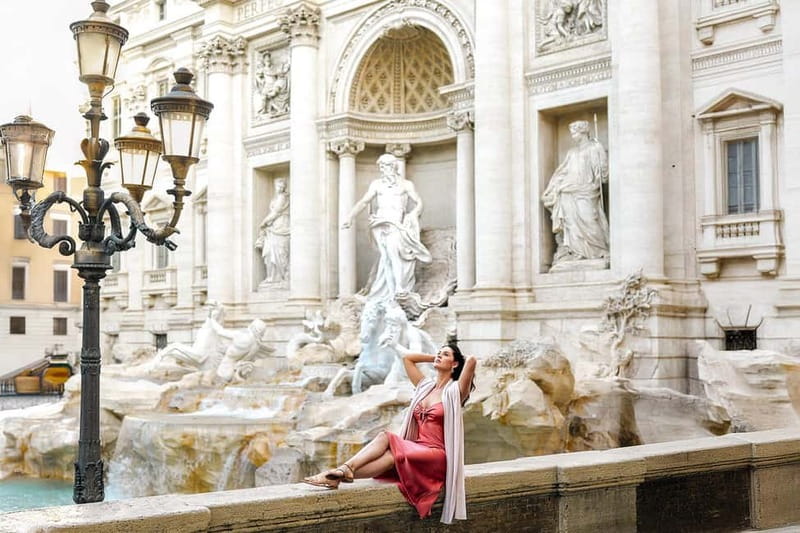 Photoshoot in Rome for couples - What the photographer actually does: direction, patience, and crowd-smart timing