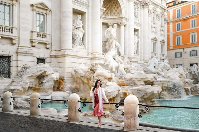 Photoshoot in Rome for couples - Timing and crowds: how to get Rome photos that do not feel like a fight