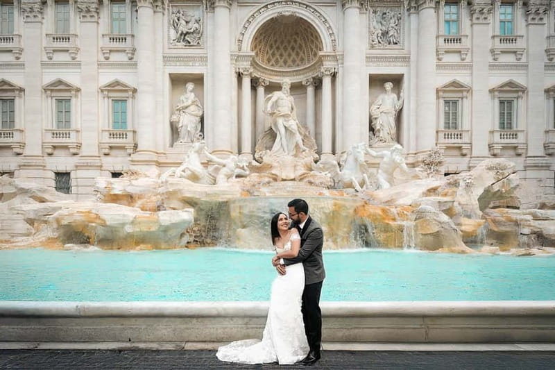 Photoshoot in Rome for couples - Trevi Fountain to Spanish Steps: the romantic route that avoids decision fatigue