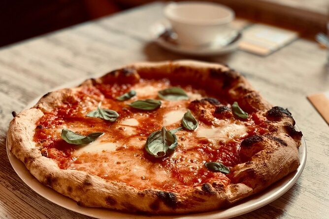 Pizza and Tiramisu Cooking Class in Rome, Piazza Navona - Where You Meet on Piazza Navona, and Why It Matters