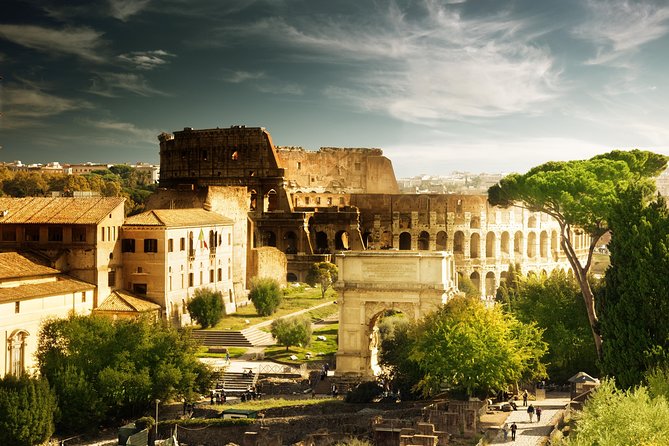 Premium Colosseum, Palatine Hill & Roman Forum Private Tour - Palatine Hill: views, imperial vibes, and a change of pace
