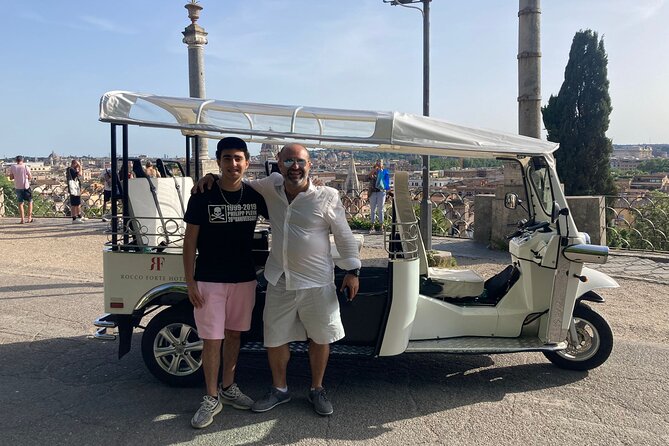 Private: 3 hours ETuk Tour in Rome - Vatican City from the small-state perspective