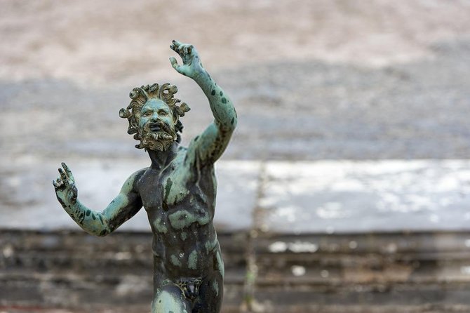 Private Day Trip Rome to Pompeii & Amalfi Coast tickets included - The Vesuvius Backstory on the Way Out of Rome