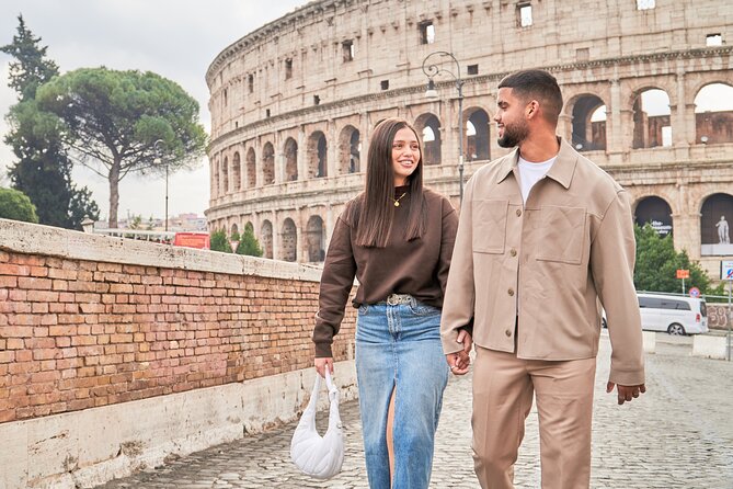 Private photo shoot in central Rome - Colosseum and Roman Forum: Getting Iconic Shots Without Looking Stiff