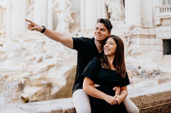Private Photoshoot in Rome with a Local - Emgarro (Emil) style: fast help, calm coaching, solid results