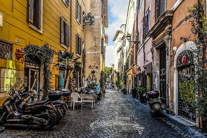 Private Rome City Landmarks & Hidden Gems Tour - Pickup, vehicle, and the comfort factor