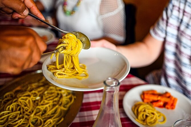 Private Rome Food Tour in the Historic Centre with 8+Tastings - The “8+ tastings” promise, and why it feels like real value