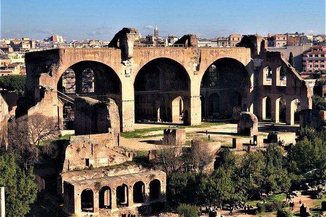 Private Rome WOW Tour in 1 Day: Luxury Car, Guide, Tkts & Lunch! - Trevi Fountain, Pantheon, Piazza Navona, and the Spanish Steps, Short Looks Done Right