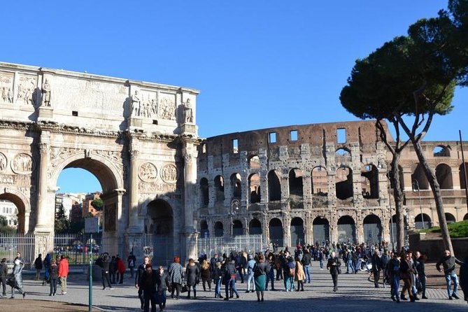 Private Rome WOW Tour in 1 Day: Luxury Car, Guide, Tkts & Lunch! - Vatican Museums: When a Timed Entry Actually Saves Your Day
