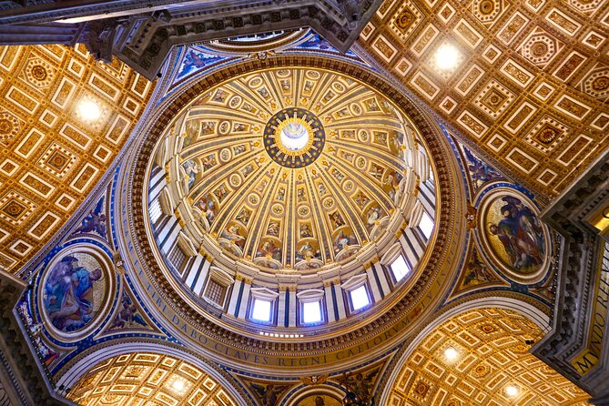 Private Tour of St Peter's Basilica with Dome Climb and Grottoes - Starting in St. Peter’s Square, where optical tricks do the talking