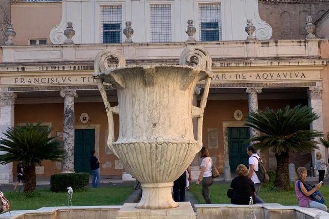 Private Tour - Trastevere and Villa Farnesina - The Trastevere walk itself: where the neighborhood story becomes real