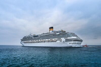 Private Transfer Civitavecchia Port to Rome – Driver Waiting