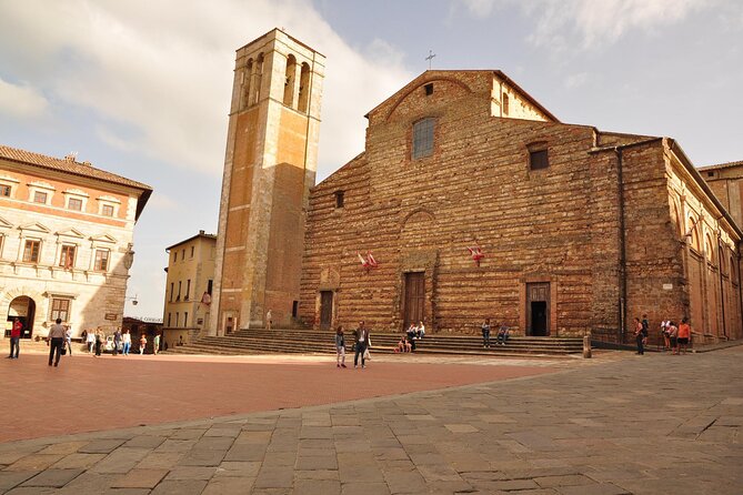 Private Tuscany Wine Country Day Trip from Rome with Lunch - Montalcino winery tour, tastings, and the lunch that keeps you on track