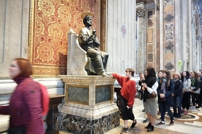 Private Vatican Museums, Sistine Chapel Tour fast track entrance. - Your guide, Manuela Saolini, and the art-first way she leads