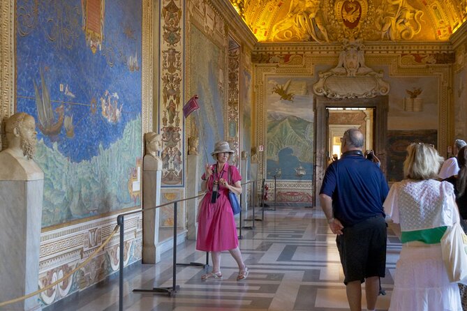 Private Vatican Tour: VIP Experience - The Raphael Rooms do not end after the first highlight