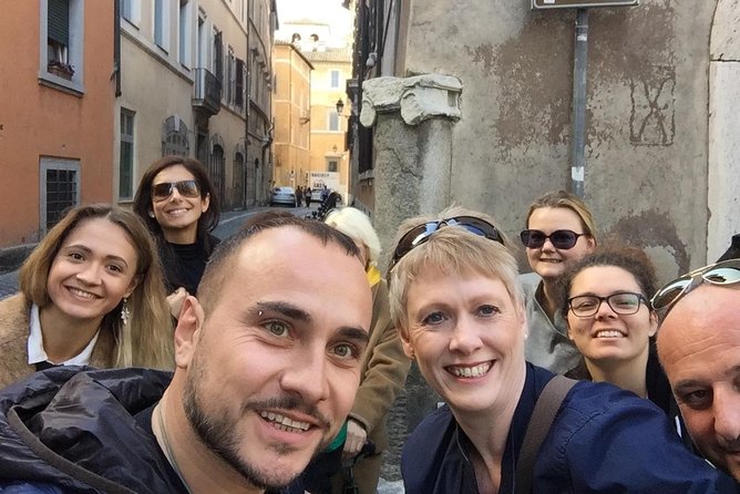 Renaissance Scarlet Ladies Tour: Caravaggio's and Borgia's Women - Stop 5, Via dei Coronari: watching history happen on a street with old addresses