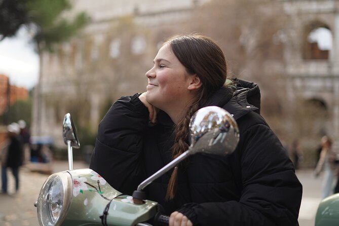 Roma Vespa Tour Pick-up from Hotel - Stop 1 on Via del Colosseo: Colosseum views and Vespa photos